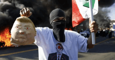 Al menos 5 taxis autónomos fueron quemados en protestas por redadas en Los Ángeles