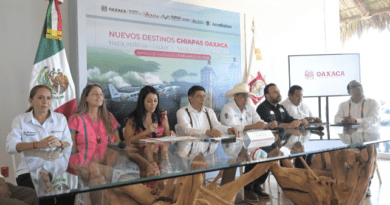 Encabeza Salomón Jara vuelo inaugural Tuxtla-Huatulco, impulso al desarrollo del sur del país