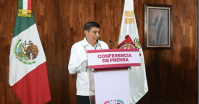 Reitera Salomón Jara diálogo para ordenar y mejorar la movilidad del transporte público de la capital