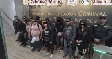Detienen a 11 pasajeros con 165 kilos de cocaína