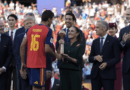 Sheinbaum participa en entrega de medallas; felicita a España por ganar el Mundial 2026