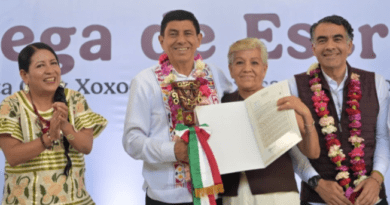 📃🏘️ 𝗢torgan gobiernos estatal y federal certeza jurídica al patrimonio de 260 familias en Oaxaca