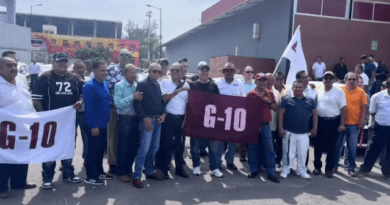 Taxistas exigen tener voz en regulación de apps