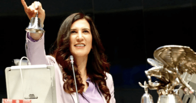 Si Rocha Moya no daba marcha atrás, eran necesarios activar todos los mecanismos legales y parlamentarios para desaparecer los poderes en Sinaloa: Kenia López Rabadán