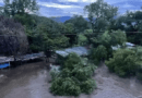 Lluvias inundan pesquerías de Tapanatepec, Oaxaca; autoridades exhortan a la población a irse a refugios